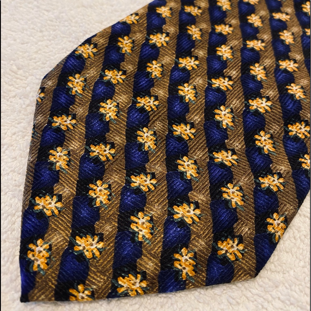 Brand New Trendy Tie By Jz Richards